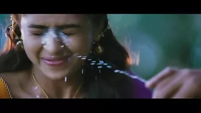 જ્યારે બહેન ઊંઘે છે, ત્યારે ભાઈ બીપી વીડીયો ફુલ સેકસી તેના પિતરાઇ ભાઇના અશ્લીલ મોંમાં તેના ટોટીને દબાણ કરે છે.